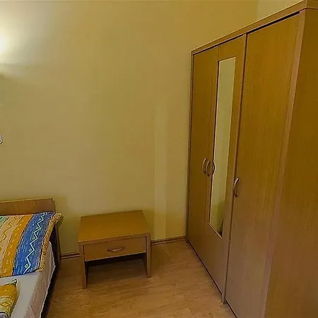 Apartment- Yellow Apartment Siofok